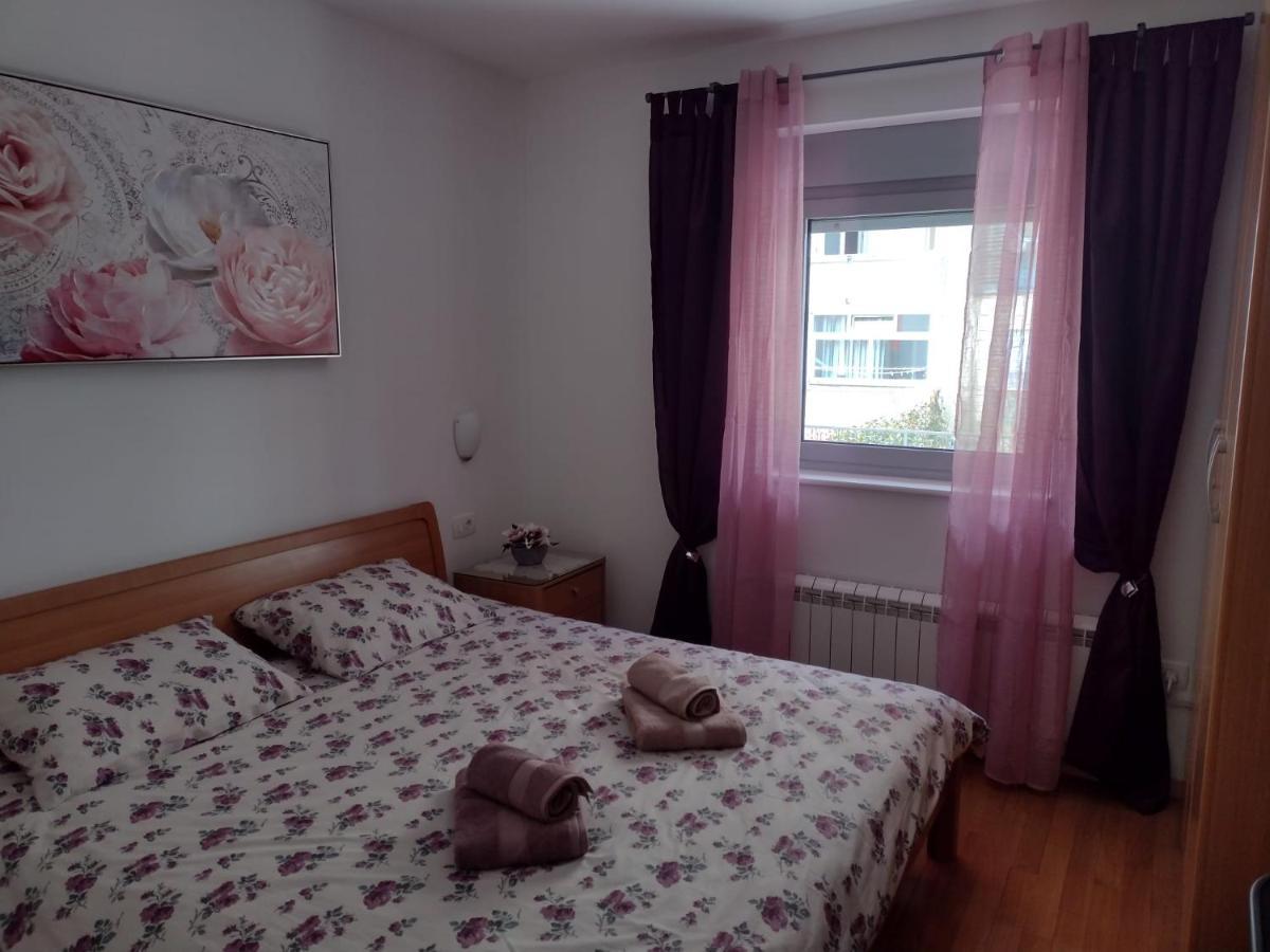 Room Armani 로비니 외부 사진
