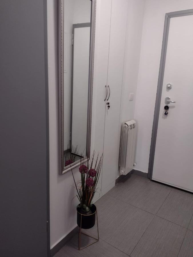 Room Armani 로비니 외부 사진