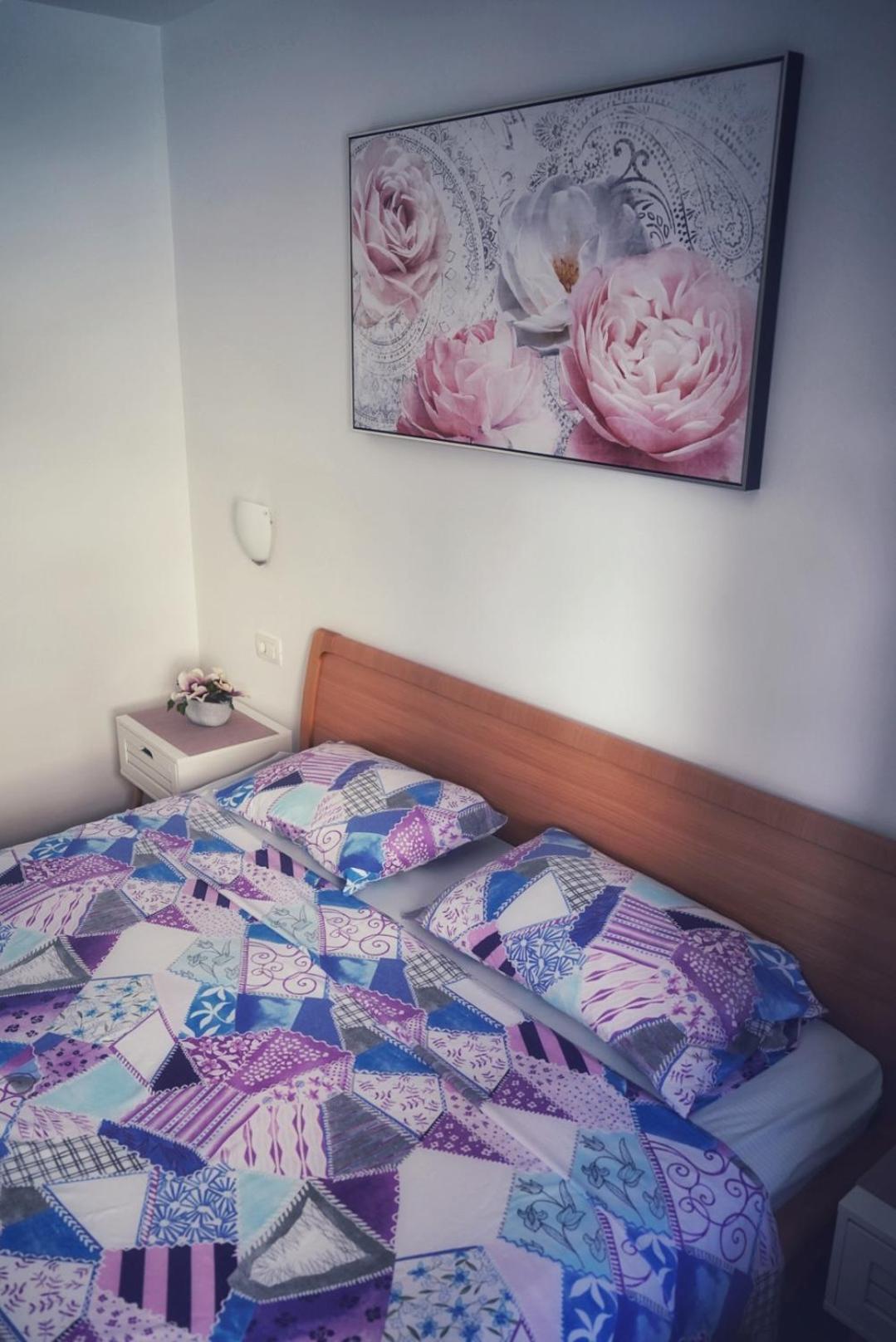 Room Armani 로비니 외부 사진